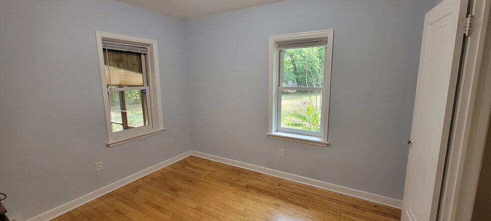 Building Photo - 19101 Delton Ave