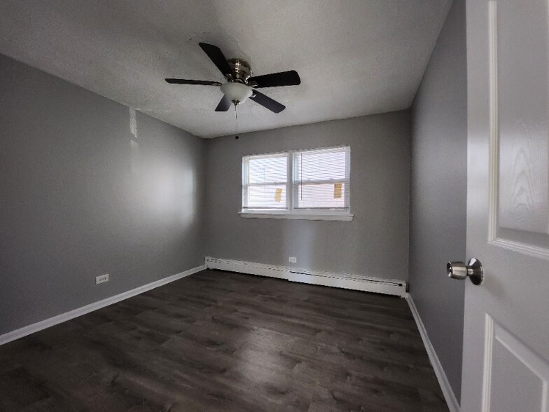 Building Photo - 6437 S Evans Ave