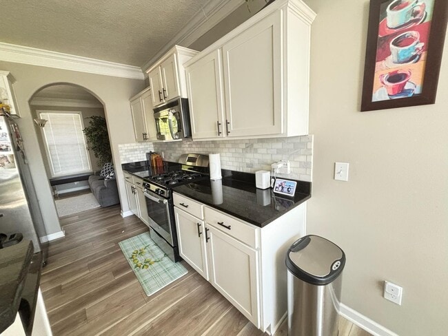 Building Photo - 5821 Marble Creek St