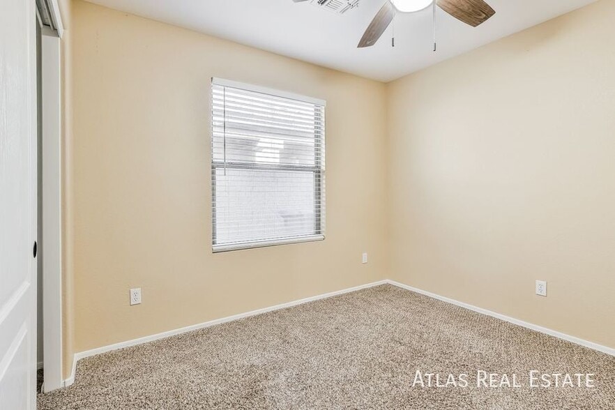 Building Photo - 2965 W Dancer Ln