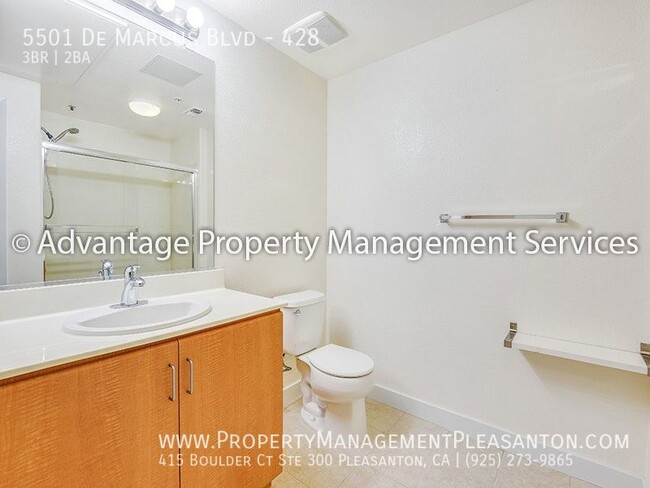 Building Photo - Beautiful 3 Bed / 2 Bath 1,234 sq. ft. Con...
