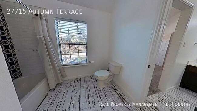 Building Photo - 27715 Autumn Terrace