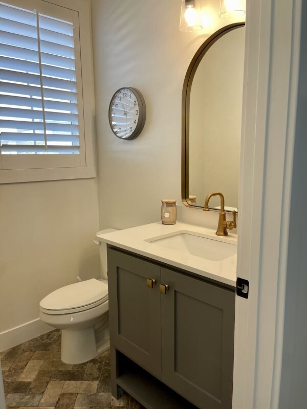 Building Photo - 997 Willow Breeze Ln