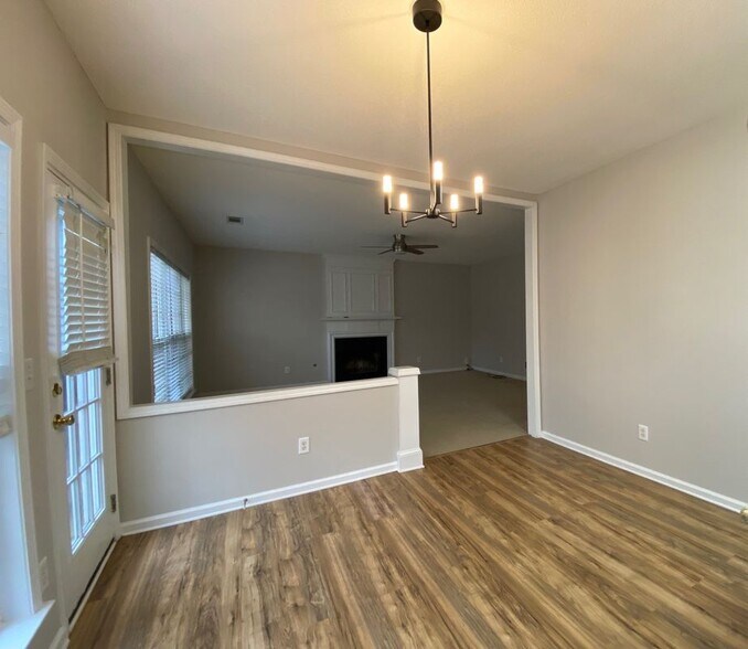 Building Photo - 420 Welbury Ct