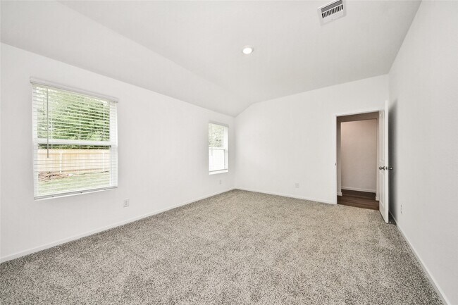 Building Photo - 27458 Serene Pne Dr