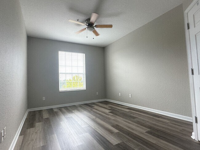 Building Photo - 3344 Robert Trent Jones Dr