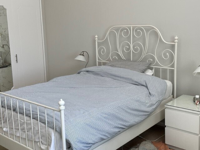 Bedroom 1 - 625 Esplanade