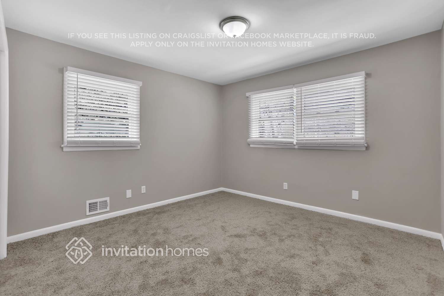 Building Photo - 3478 Lenardo Dr SW