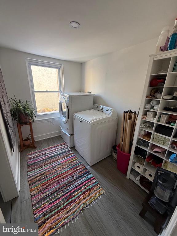 Building Photo - 2165 E Dauphin St