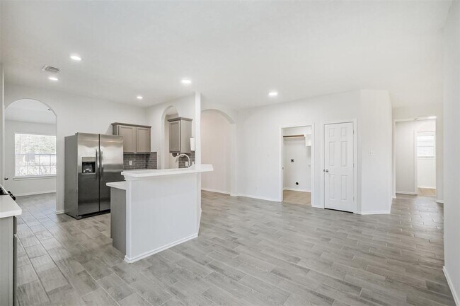 Building Photo - 5702 Carrollton Creek Ct