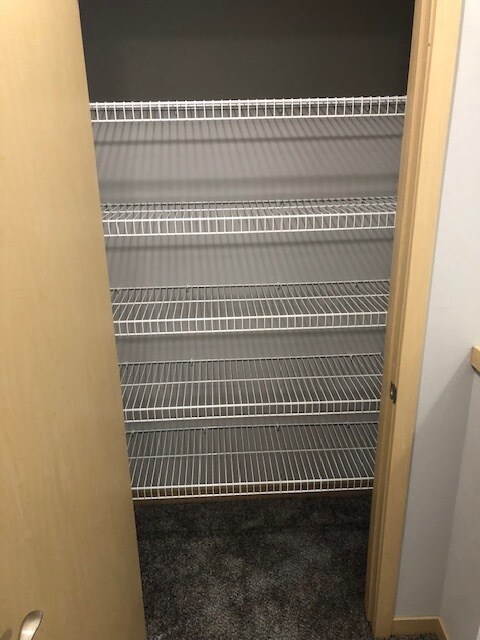 Building Photo - 6048 Driscoll Dr