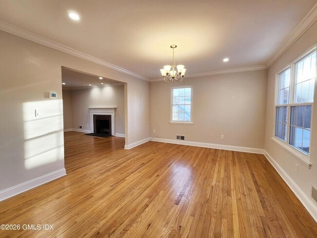 Building Photo - 96 Valley Rd