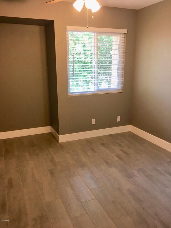 Building Photo - 3440 E Southern Ave