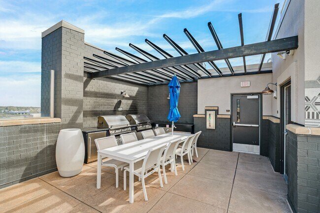 Building Photo - 3601 Arapahoe Ave