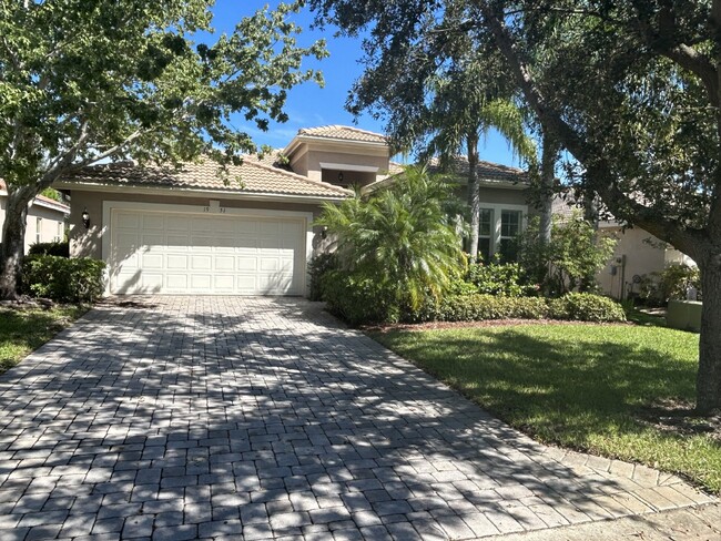 Primary Photo - Gorgeous home in FALCON TRACE SUBDIVISION!