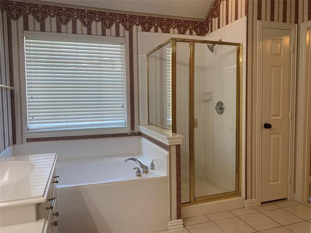 Building Photo - 1313 Limestone Creek Dr