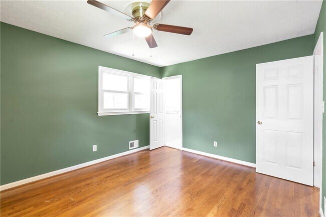 Building Photo - 2850 Templar Knight Dr