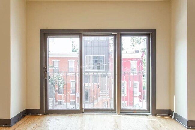 Building Photo - 1826 W Norris St