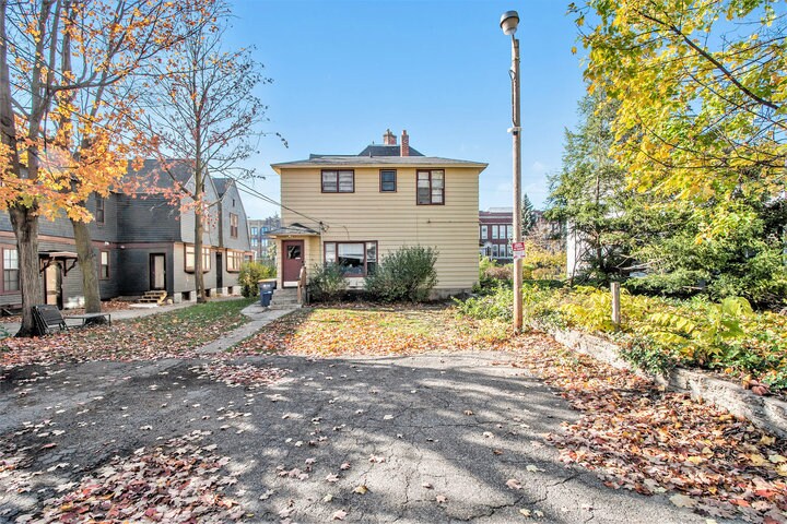 Building Photo - 144 College Ave NE