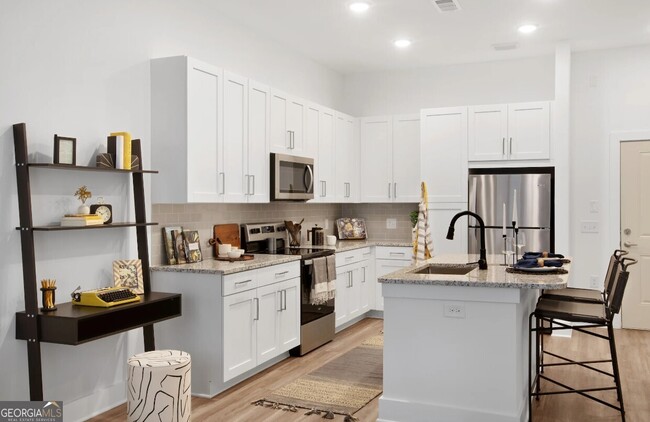 Building Photo - 4270 Phil Niekro Pkwy