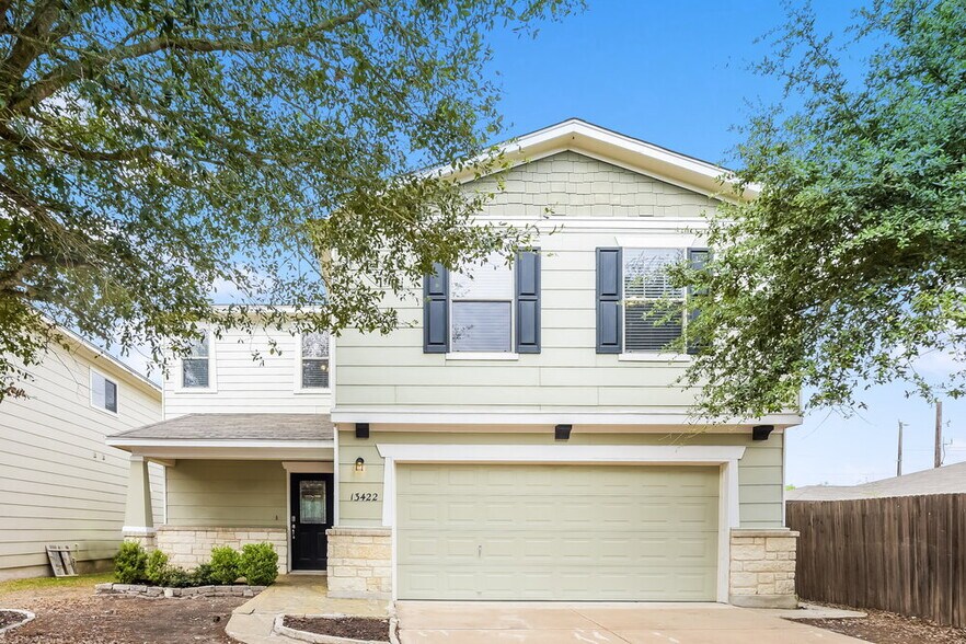 Primary Photo - 13422 Solar Crest