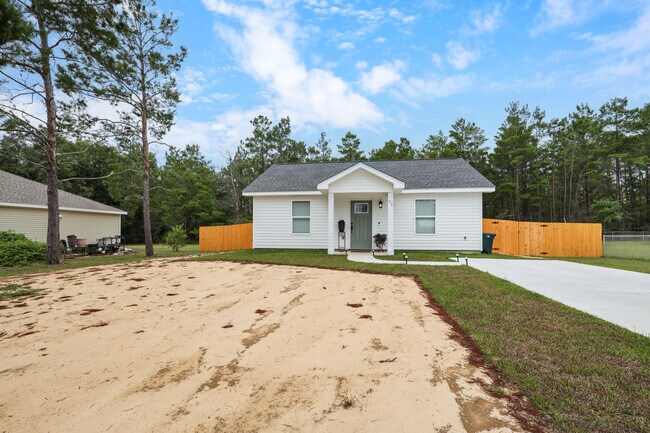 Building Photo - 71 Lafavre Ln