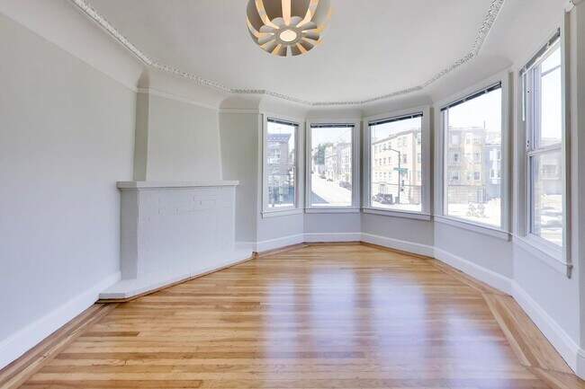 Building Photo - 608 Masonic Ave