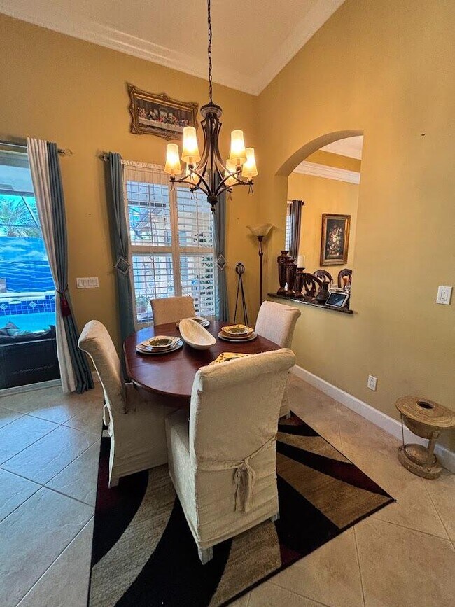 Building Photo - 855 SW Grand Reserves Blvd