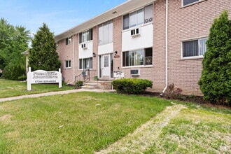 Building Photo - 1437 Ford Ave