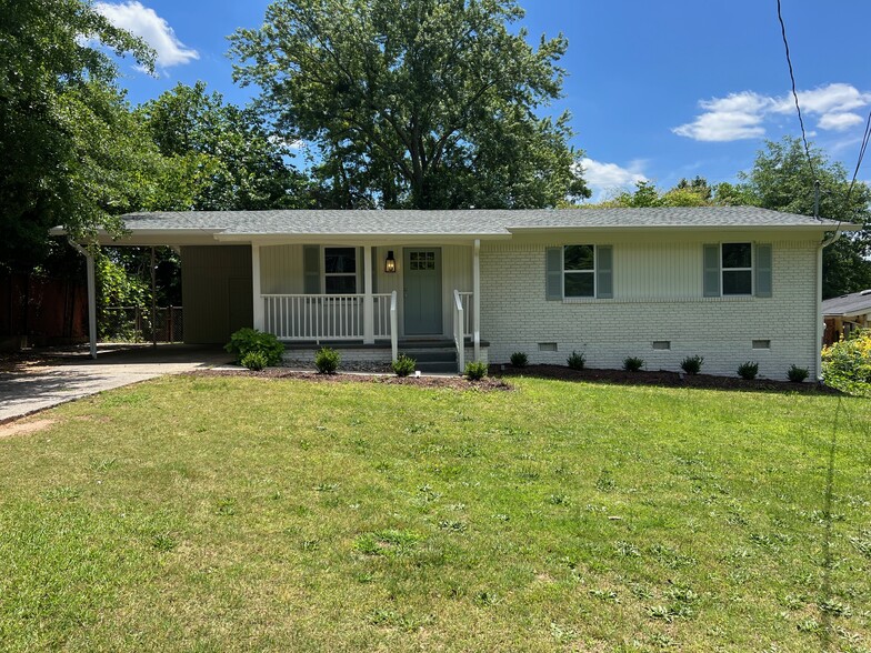 Building Photo - 763 San Fernando Dr