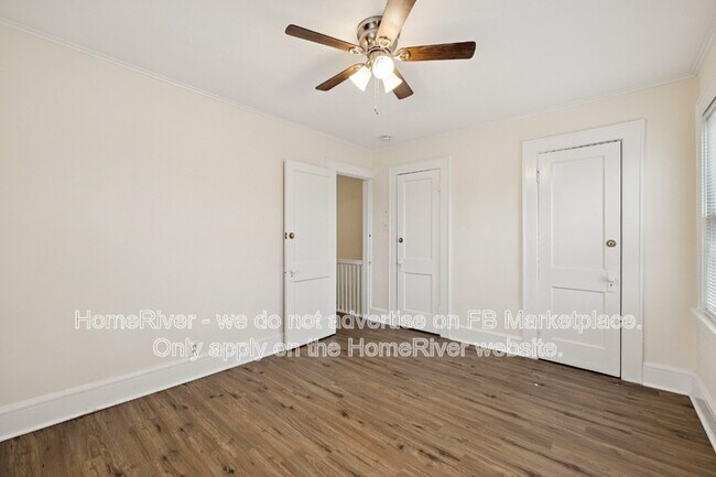 Building Photo - 289 Hilton Ave