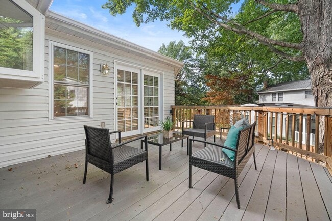 Building Photo - 10429 Headly Ct