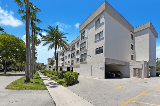 Building Photo - 255 Galen Dr