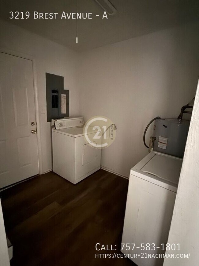 Building Photo - 3219 Brest Ave