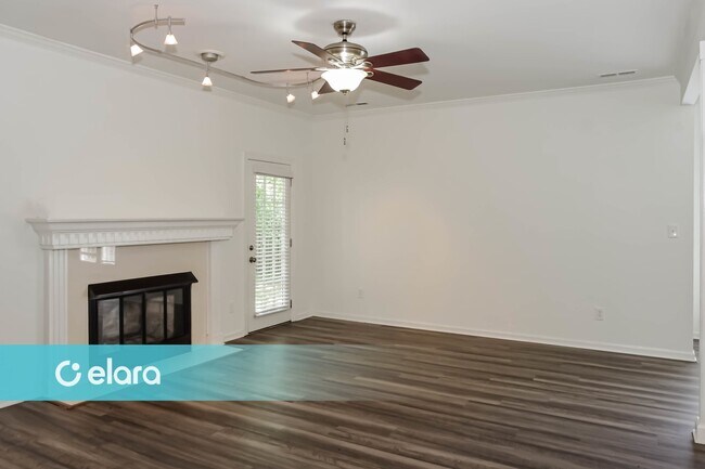 Building Photo - 518 Sussex Dr SW