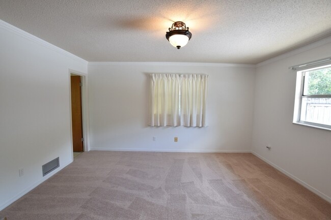 Building Photo - 3340 Alena Ct
