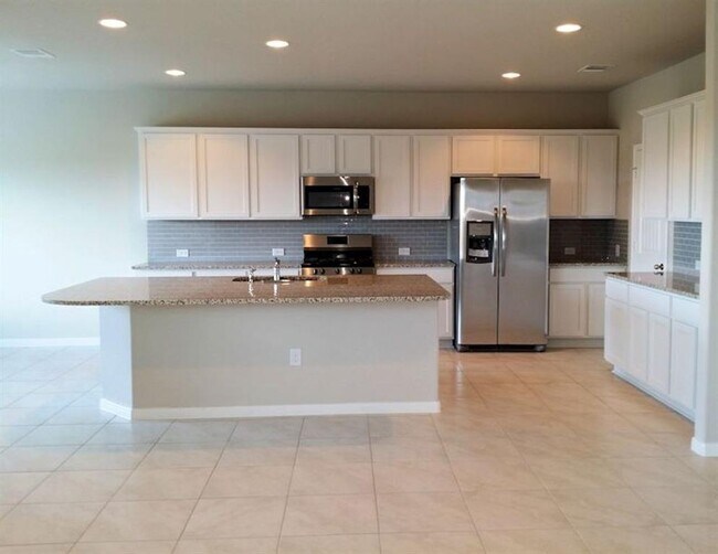 Building Photo - 1137 La Conterra Blvd