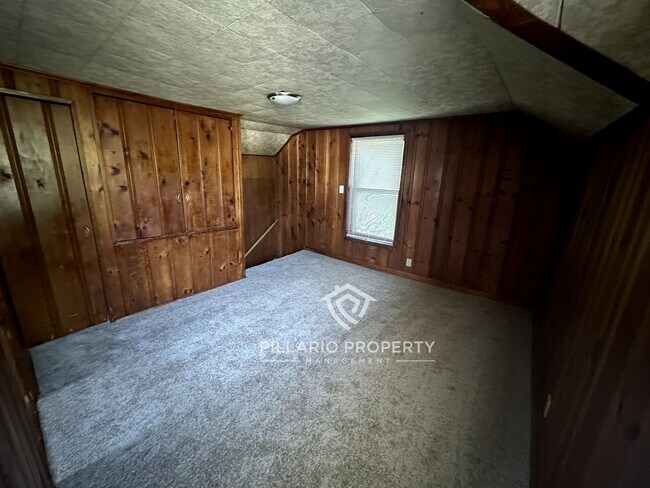 Building Photo - 2-Bedroom Home With 2 car Garage, in Webster, IN, Available NOW!