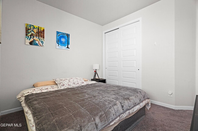 Building Photo - 12863 Ivelet Ct