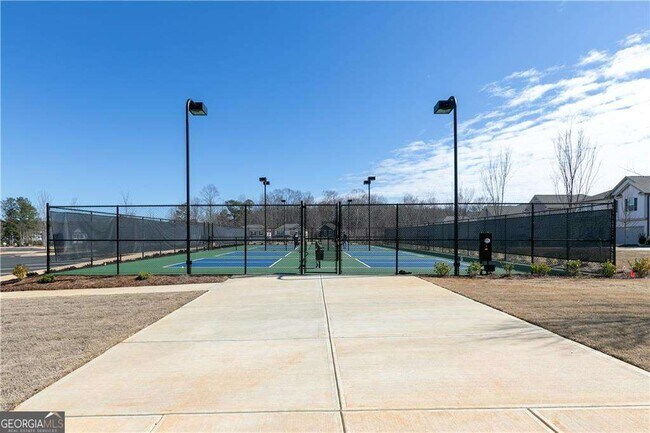 Building Photo - 821 York Aly