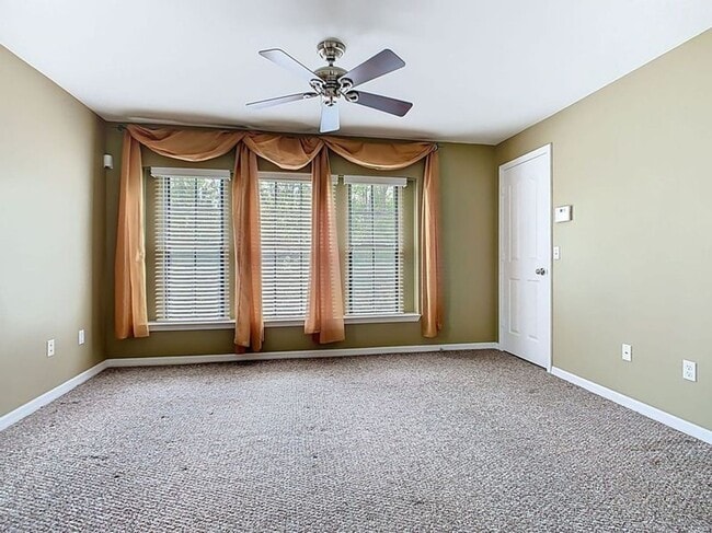 Building Photo - 2 Bedroom 2 Bathroom Townhome is Siena at ...