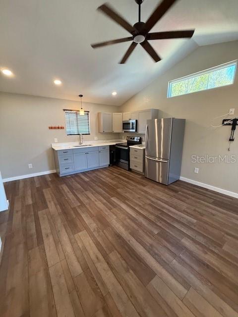 Building Photo - 2448 4th Ave N