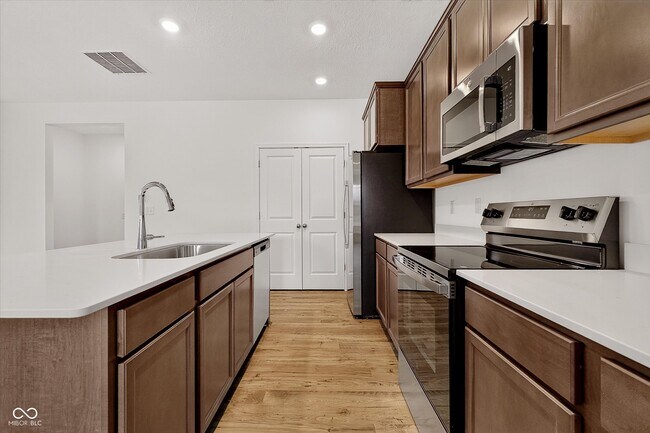 Building Photo - 2635 Prism Wy
