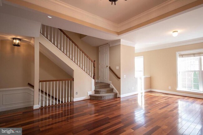 Building Photo - 2444 Terra Cotta Cir
