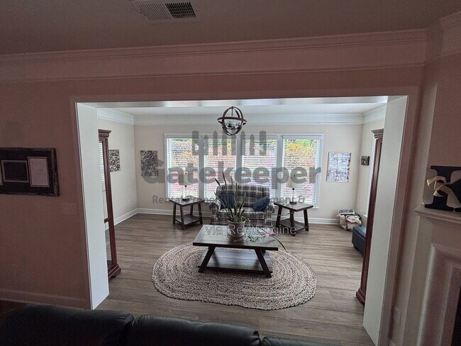 Building Photo - 128 Little Gem Ct