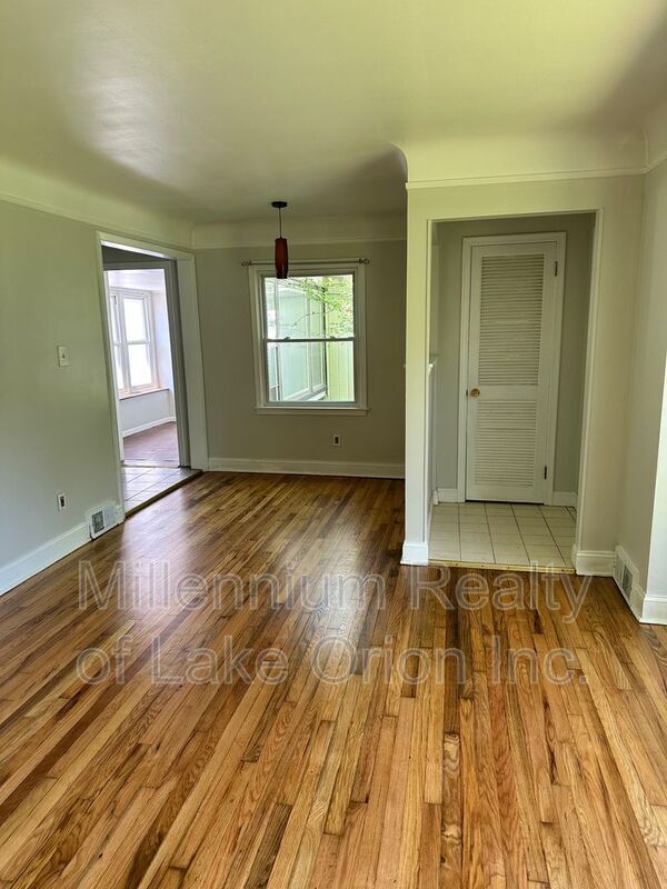 Building Photo - 24955 Westmoreland Dr