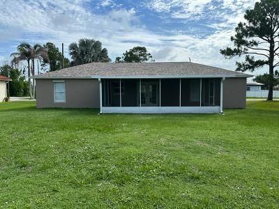 Building Photo - 5525 NW North Lundy Cir