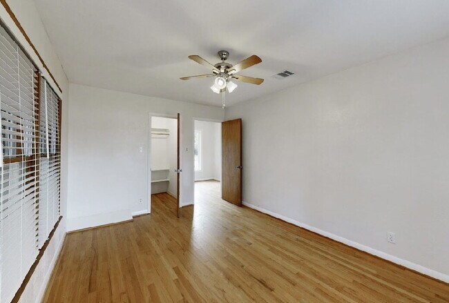 Building Photo - Title Completely Updated Historic Bryan Charmer with Modern Finishes & Timeless 1935 Character