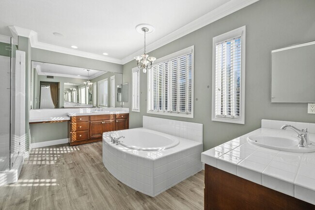 Building Photo - Stunning 5-Bedroom Pool Home in Talega – Luxury Living in San Clemente