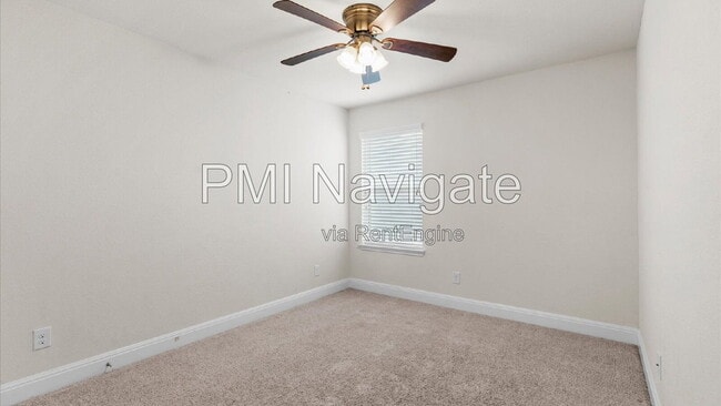Building Photo - 5627 Calaveras Way